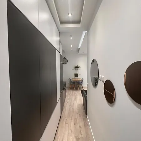 Cosy Champs-elysees - Hala Apartment *