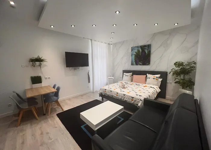 Chic For 4 On Champs Elysees Avenue Apartamento Paris